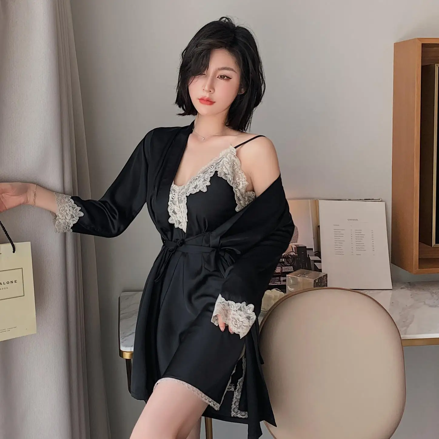 

Satin Robe Set Bride Bridesmaid Wedding Robe Suit Sexy Lace 2PCS Sleepwear Female Twinset Robe Set Silky Kimono Gown Homewear