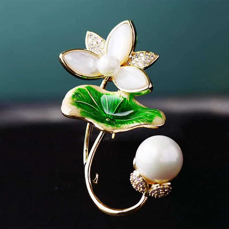 

Fashion Elegant Enamel Lotus Flower Brooch High Quality Luxury Gold Plated Shell-made Pearl Zirconia Coat Pins Jewelry