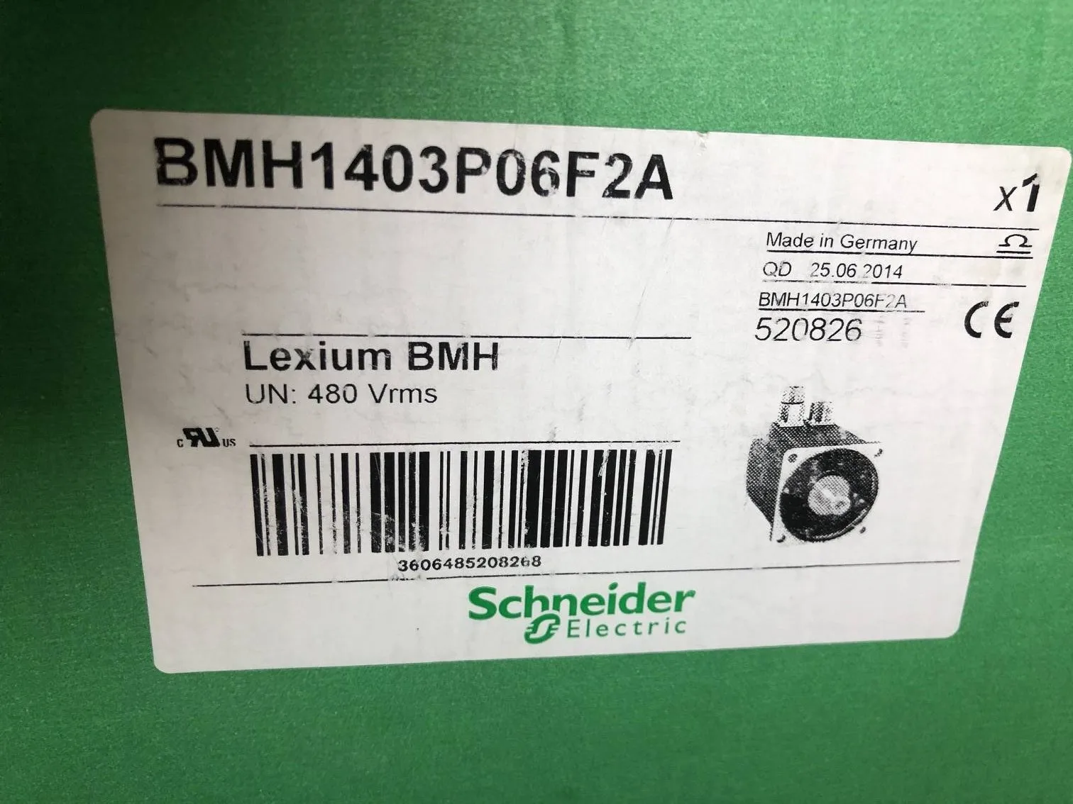 Новый Серводвигатель в коробке BMH1403P06F2A / BMH1403P11F1A Schneider Lexium BMH