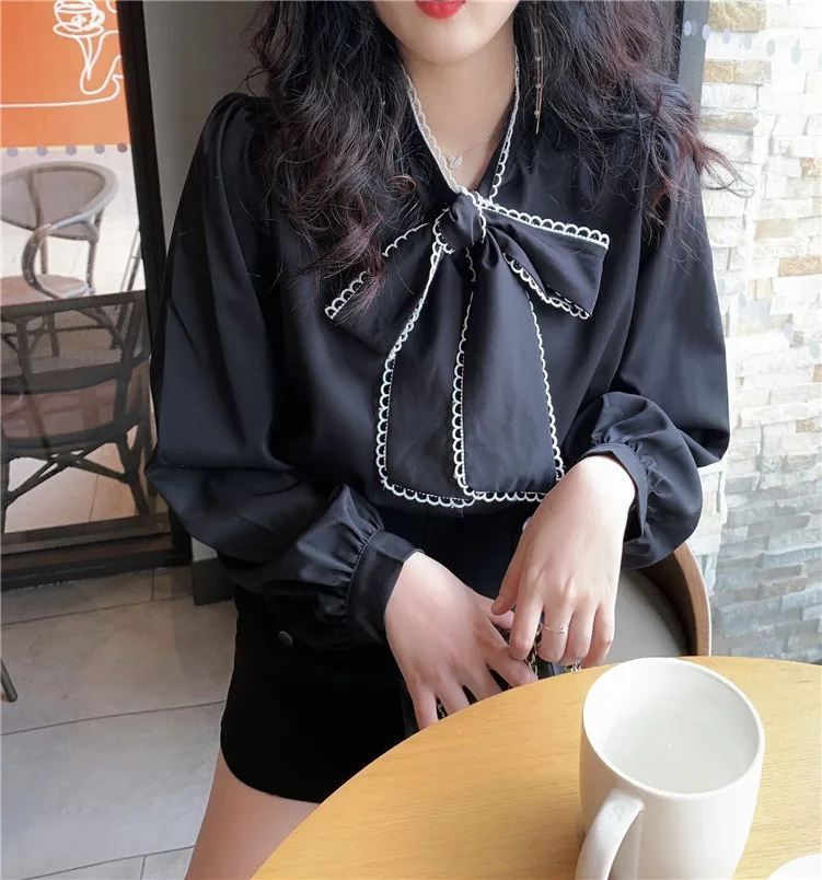 

Women Long Sleeve Shirts White Blouses Vintage Korean 2021 Spring Sweet Bow Loose Ladies Blouse Office Lady Sweet