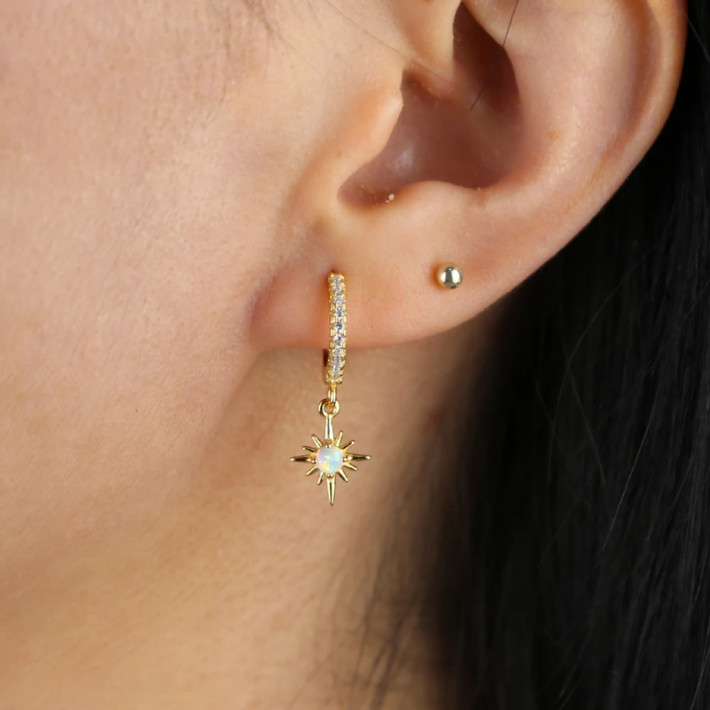 Женские серьги подвески с белым опалом и фианитом элегантные ювелирные