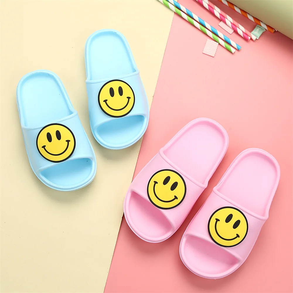 

2021 sandals and slippers summer cute casual men's and women's children's smiley slippers non-slip indoor