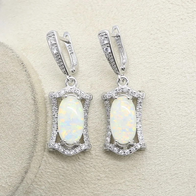 Женский ювелирный комплект из колье и серёг серебра 95% пробы | Украшения