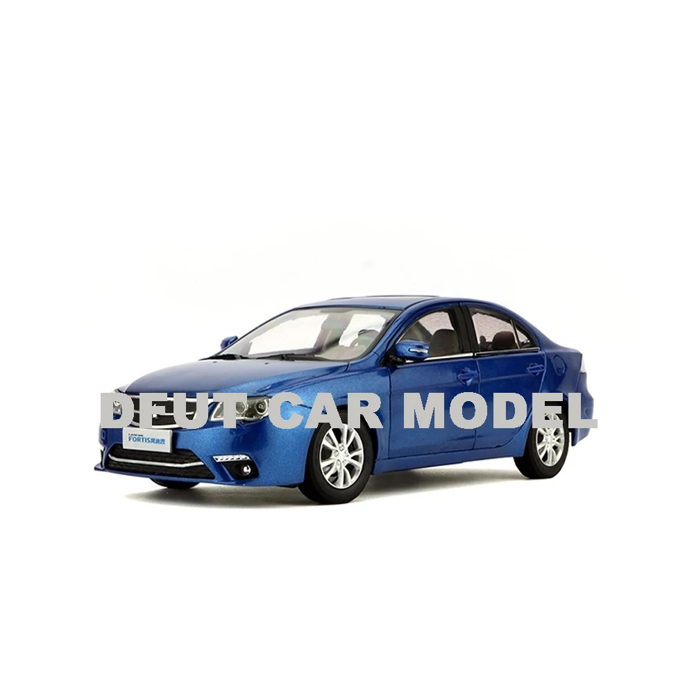 Литая модель автомобиля FORTIS 1:18 из сплава игрушки для детей рождественские