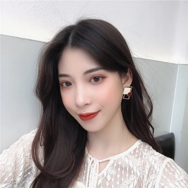 Корейский геометрической формы полый прямоугольник контраст Цвет квадратные