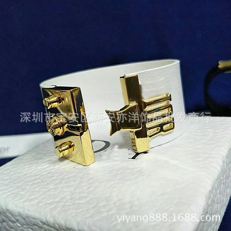 

Korean Style Star Popular Ornament Leather Punk Cool Bracelet European and American Hot Selling Bracelet