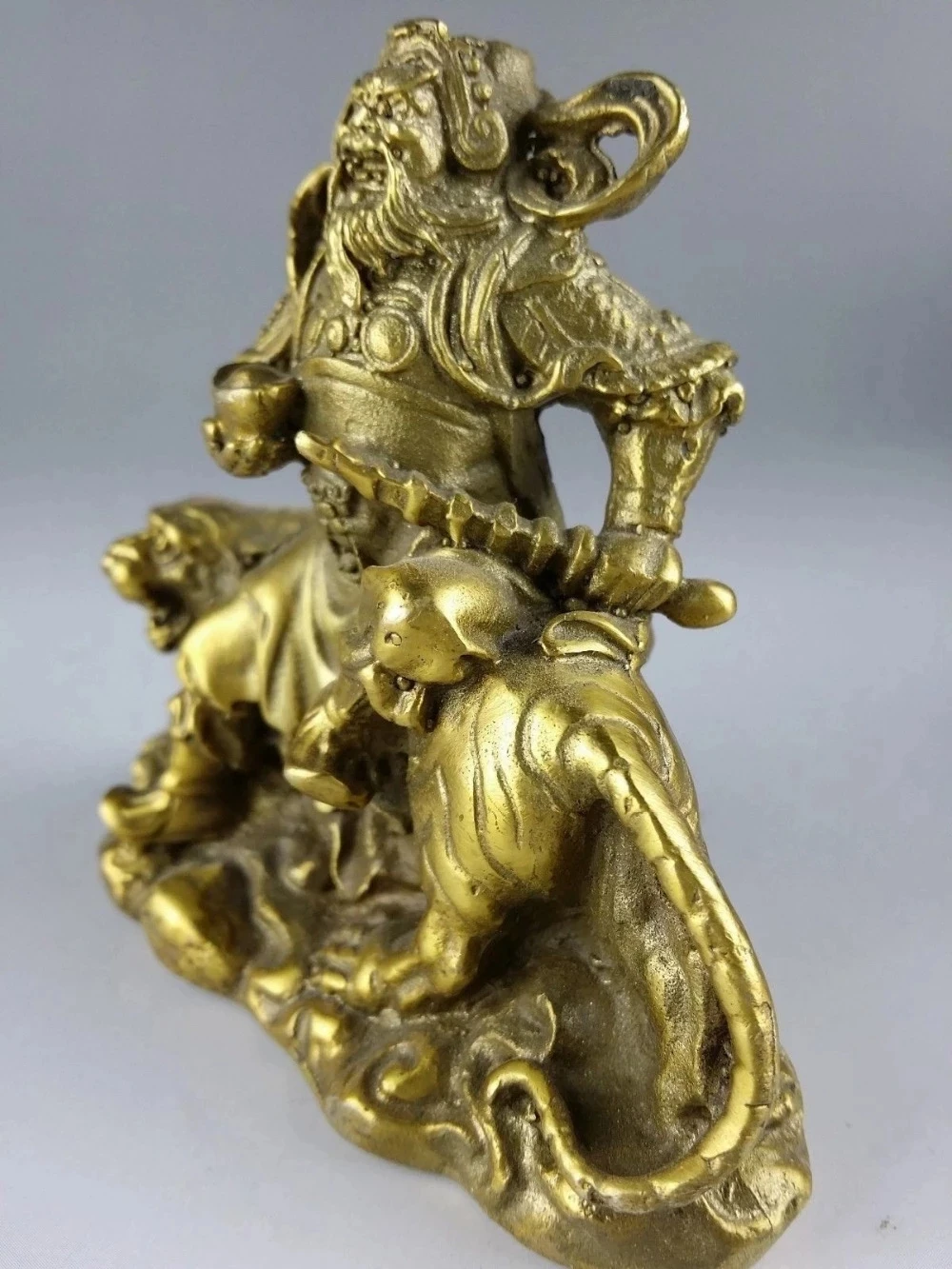 Изысканная китайская фотография злых духов урнус тигр