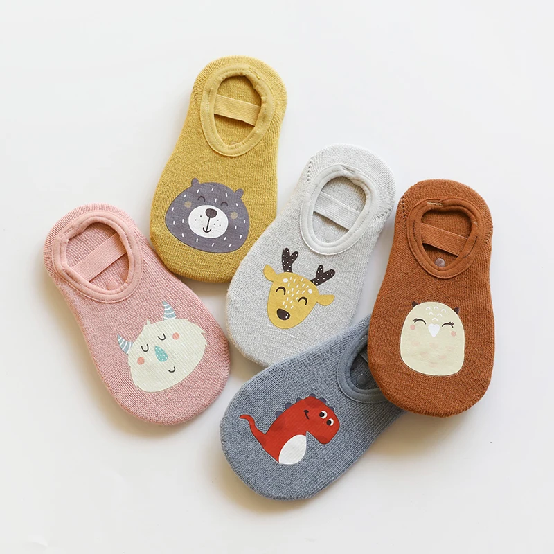 Забавные носки для новорожденных Нескользящие хлопковые носки обувь для малышей младенцев мальчиков и девочек, летние милые детские аксес...