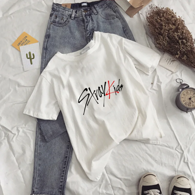 Straykids/одежда в Корейском стиле; свободная летняя футболка для студентов; Новинка; черно-белая футболка с короткими рукавами для детей