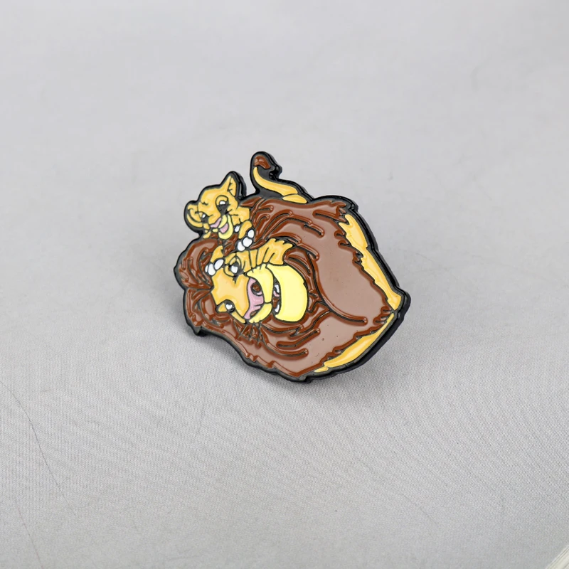 Эмалированные заколки King of the Jungle Lion и броши в виде Аниме животных для женщин