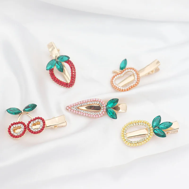 

Women Mini Pearl Fruit Hair Clips Cute Pineapple Strawberry Rhinestone Alloy Hairpin Barrettes Girls Hair Accessories 2021