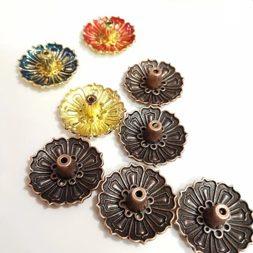 

1Pc Creative Lotus Incense Stick Incense Burner Base Mini Aroma Censer Fragrance Holder Buddhist Temples Aromatherapy Burner