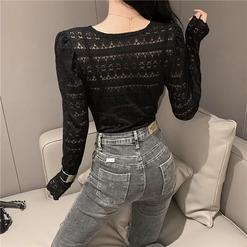 

Autumn and winter new body beauty lace bottoming shirt long sleeve mesh sexy hollow out blouse foreign style V-neck elastic top