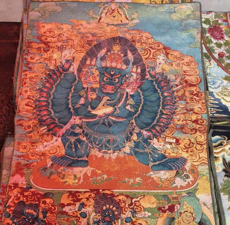 Медная статуя Прямые продажи тибетских буддистских шелковых вышивок брокадного золотого тангка машинного производства по индивидуальному заказу.
