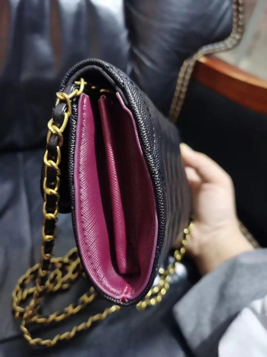 

2021 new fashion long clutch leather texture mobile phone bag rhombic soft two fold clutch long wallet