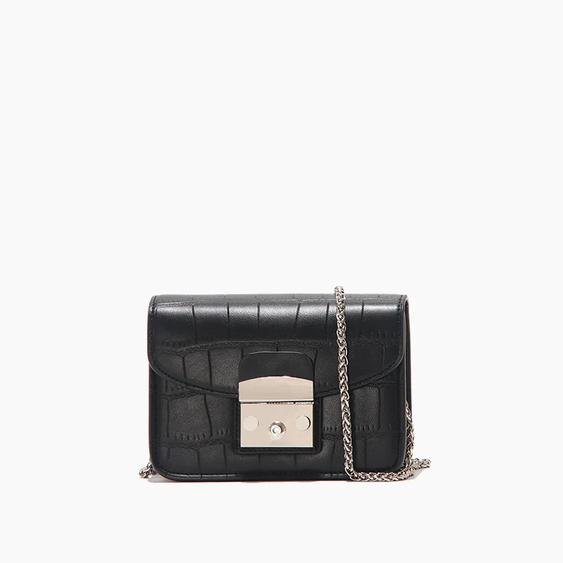 

High Sense Niche Design Female Small Square Bag 2021 New Trend Solid Color Fresh and Sweet Chain One-shoulder Diagonal Bag Cc