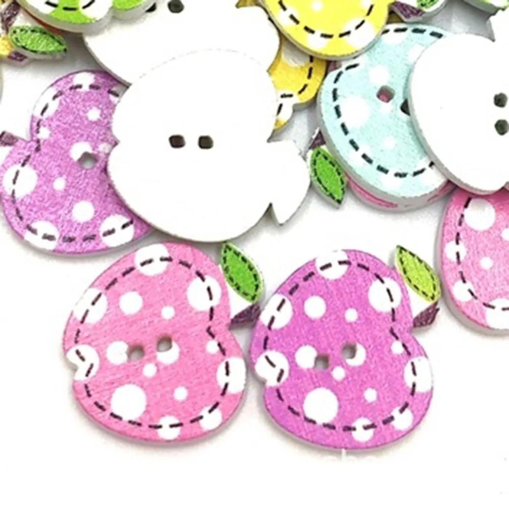 50 шт. маленькое яблоко раскрашенные деревянные пуговицы на белом фоне детская