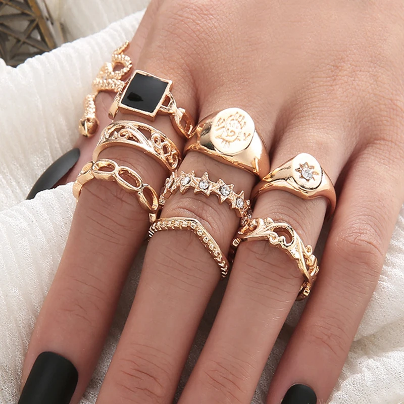 

9 Pcs/Set Retro Women Rings Set Snake Carved Oval Square Star Crystal Geometric Finger Joint Gold Ring Boho Party Female Jewelry