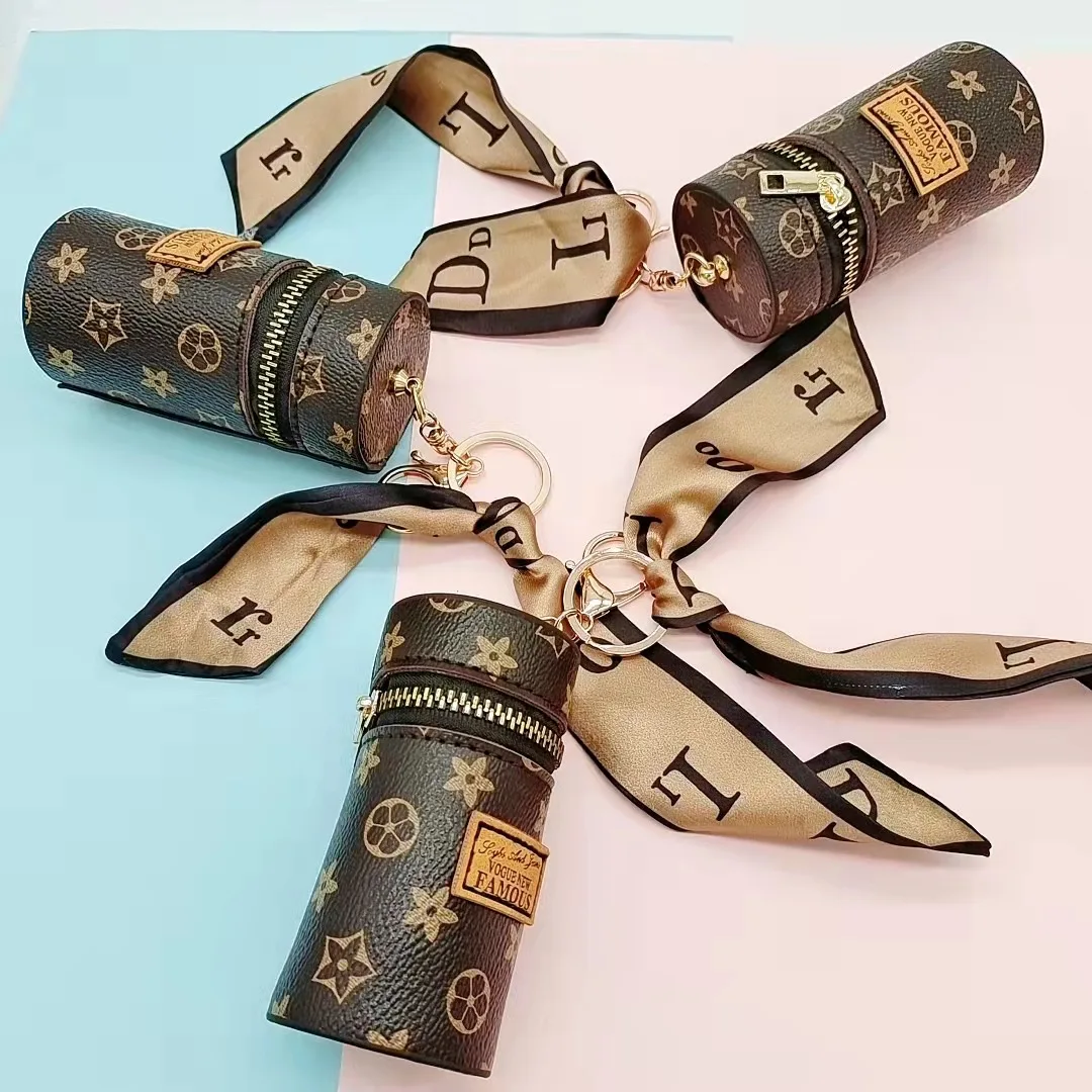 

Fashion Lipstick Bag Convenient Mini Lipstick Lipstick Silk Scarf Collar Wallet Bag Key Chain Pendant Exquisite Key Chain