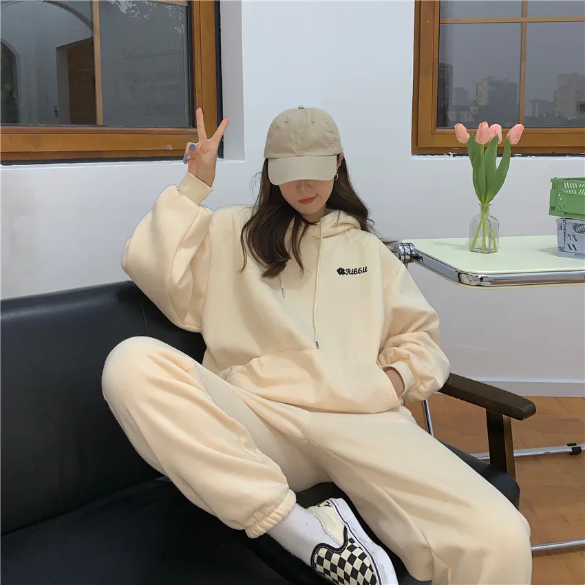 

Solid Color Letter Printing Women's Sports Suit Sports Pants Two-Piece Suit Winter Thick Warm Hooded Fleece Sports Suit 2021