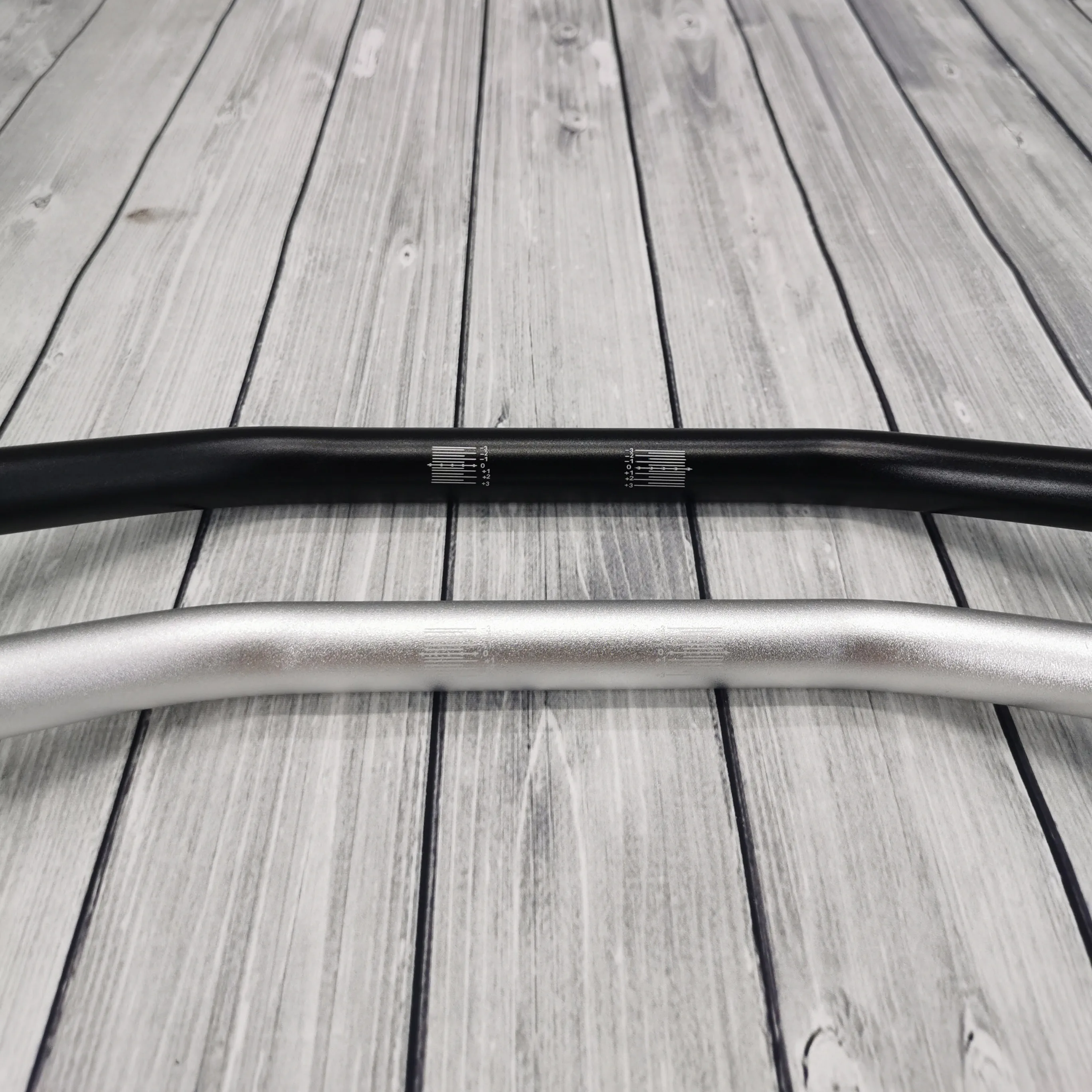 Винтаж мотоцикл руль 22 мм 7/8 ''Алюминий сплав рулевого колеса для скремблер