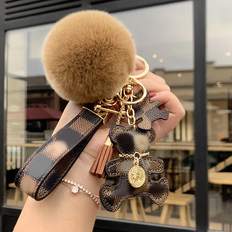 

Creative Bear Key Chain Personality Car Key Pendant Couple Gift Ladies High-End Charms Keychain