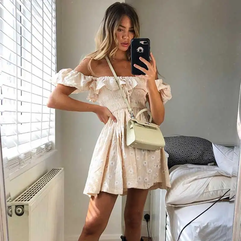 Бохо платье с вышивкой в виде ромашек Летняя одежда цветочным рисунком