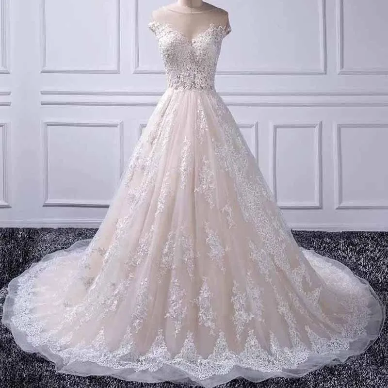 

New Gorgeous Lace Applique Short Sleeve Wedding Dresses for Bride Backless Illusion Bateau Neck Bridal Wedding Gowns Court Train