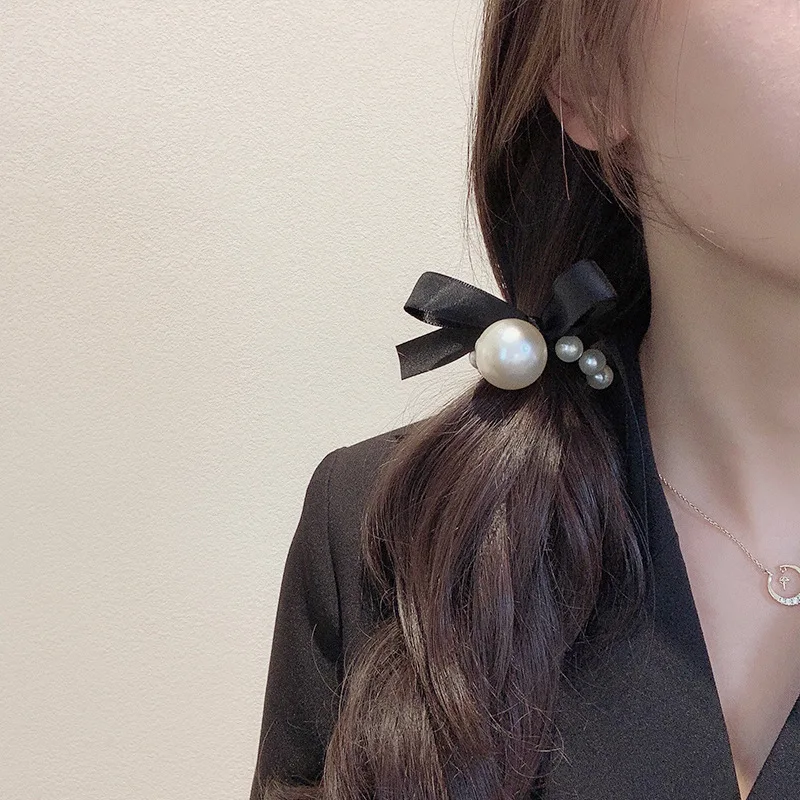 

Элегантная Жемчужная Повязка для волос для девушек, небольшой ароматный простой темпераментный продвинутый Универсальный завязка для вол...