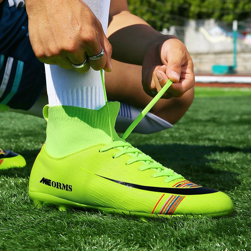 

Mens Training Soccer Shoes AG TF Sole Outdoor Soccer Cleats Shoes High Ankle Football Boots Men Crampon Original Sneakers Futsal