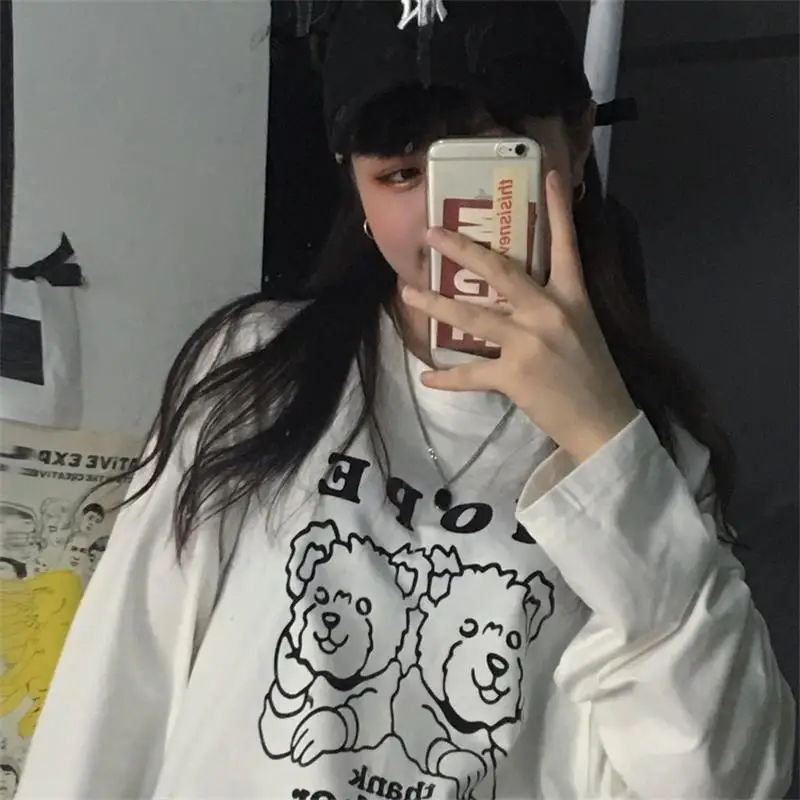 

Женские футболки, топы, японские кавайные дамские футболки Ulzzang с принтом медведя, футболка с длинным рукавом, Женская Корейская одежда в стиле Харадзюку для женщин