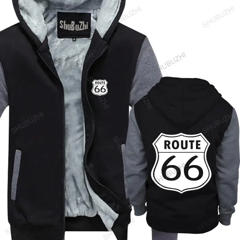 

Hoodies & Sweatshirts