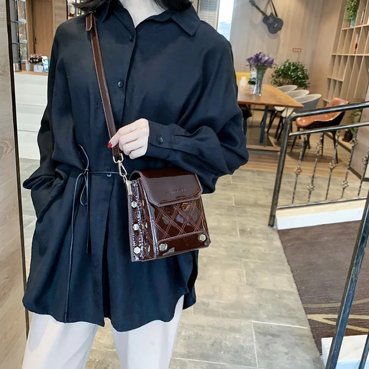 

Yuhua, 2020 new fashion handbags, simple vintage korean version bag, trend woman shoulder bag, casual women messenger bags.