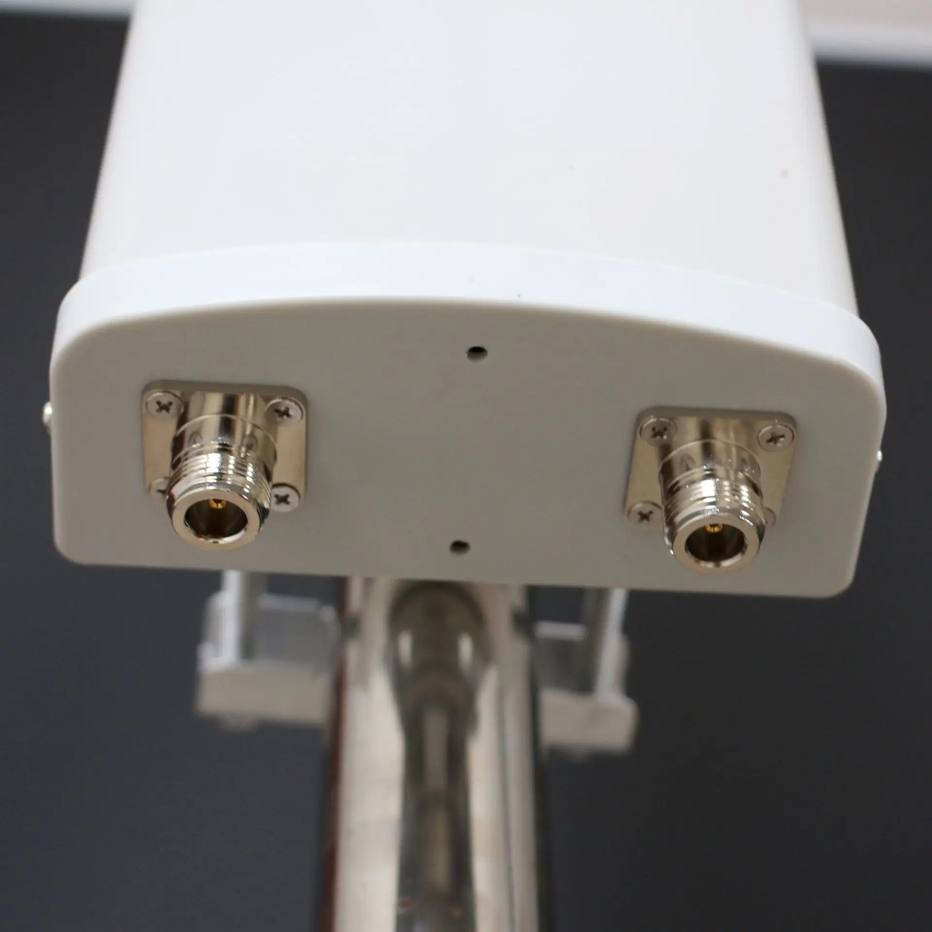 

2.4ghz 17dbi outdoor directional long range wifi sector antenna for communications
