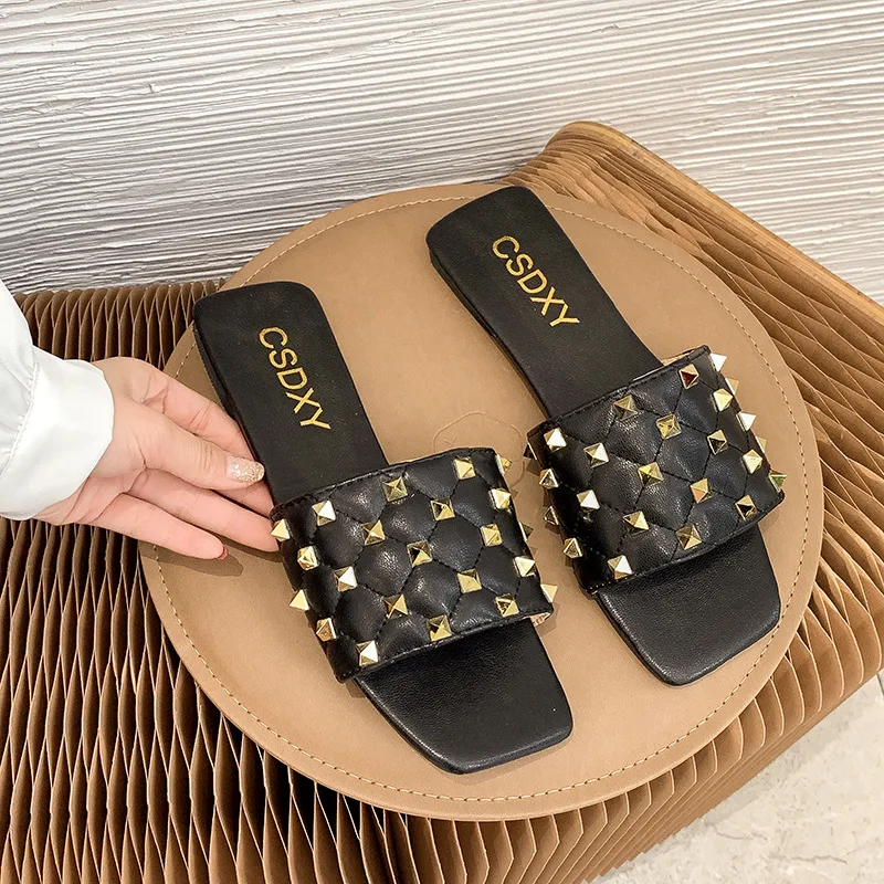 New Summer Shoes Women Luxury Designer Open Toe Flat Slippers Fashion Soft Rivet Sandals Flip Flops Women Slides Size 35-42