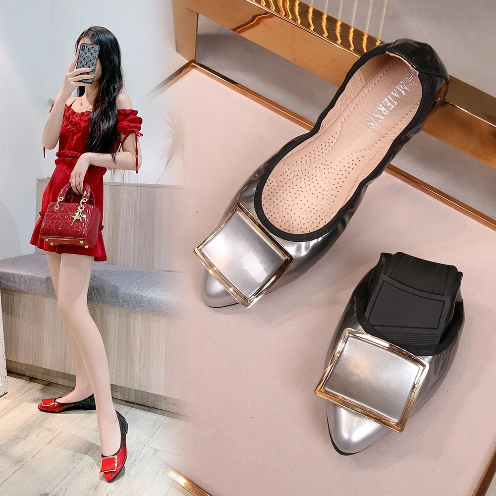 

2021 Shallow Flats Casual Shoes Women Metal Letters Loafers Slip on Patent Leather Footwear Flat Shoes Large size