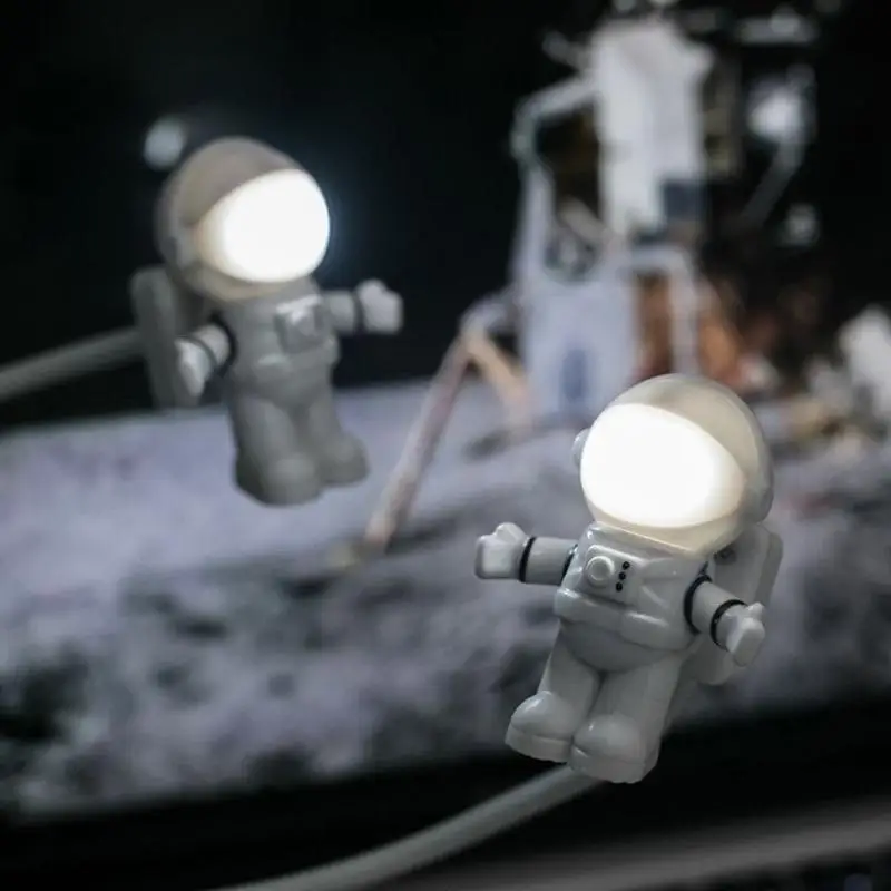 

СВЕТОДИОДНЫЙ ночник в виде астронавта, маленький настольный USB-светильник с клавиатурой и интерфейсом для ноутбука, минисветильник рный пр...