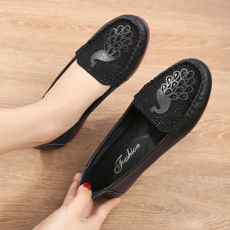 Женские лоферы на плоской подошве OUKAHUI из натуральной кожи с принтом павлина