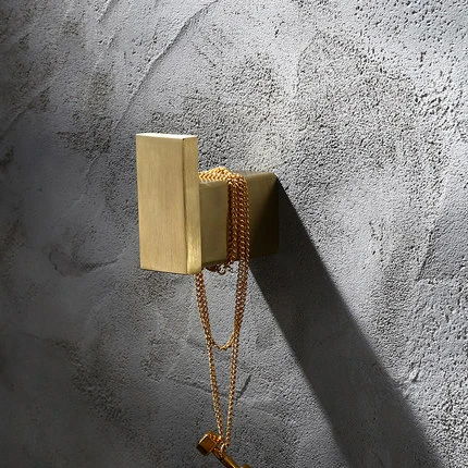 single clothes hook Senlesen Золотая кисть Набор аксессуаров для ванной комнаты Золотой латунный крюк стойки для полотенец Бар Полка держатель бумаги держатель для зубной щетки - Цвет: single clothes hook