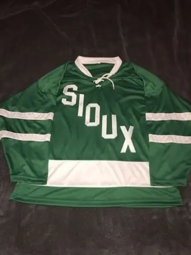 

1959 RETRO UND North Dakota Fighting Sioux white green MEN'S Hockey Jersey Embroidery Stitched Customize any number and name