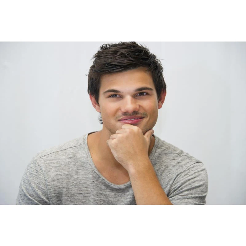 

Настенный художественный постер Nice Taylor Lautner постер из шелковой ткани, картина, живопись, природа, украшения, Современный домашний декор, пос...