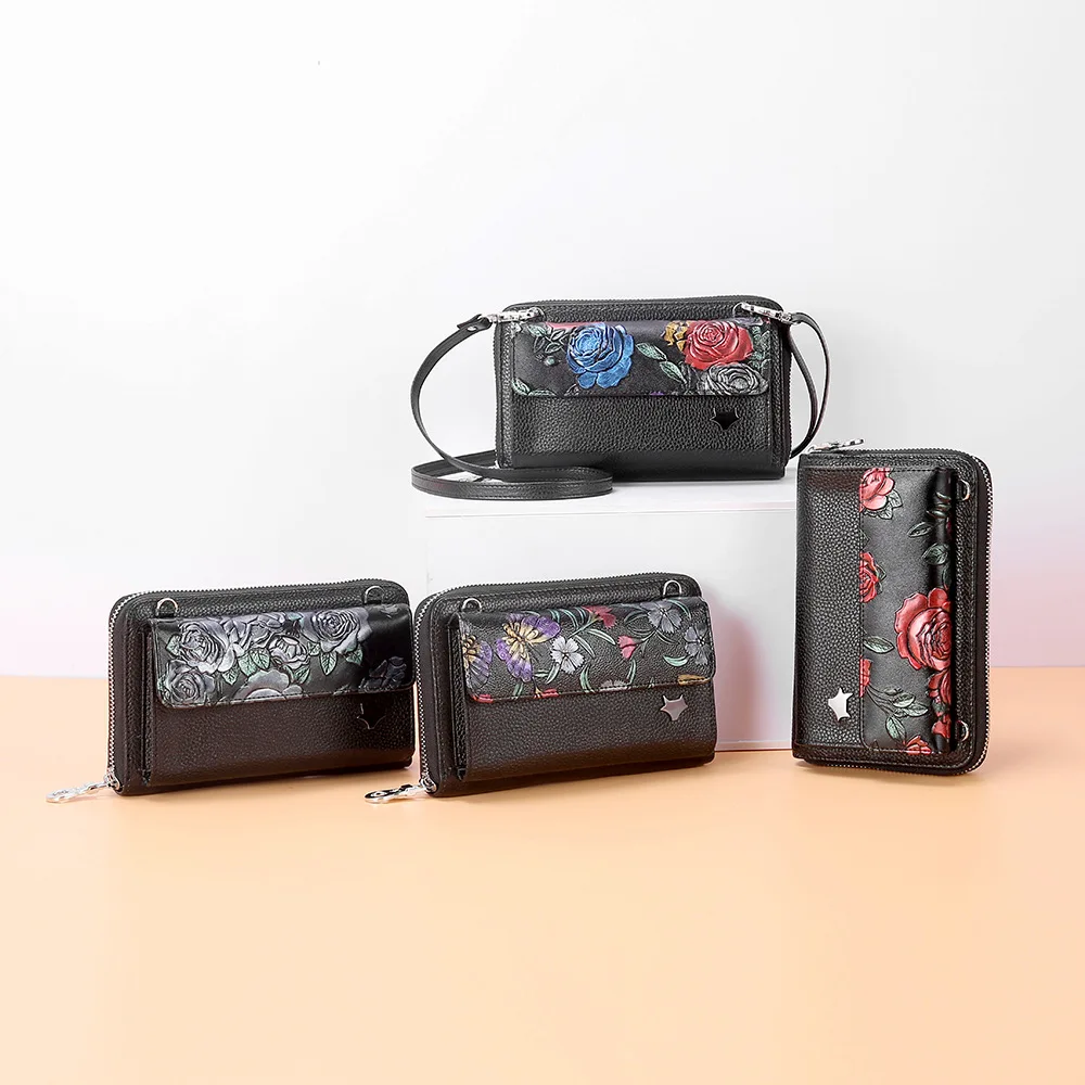 Женская сумка-мессенджер с тиснением в виде Розы маленьким клапаном через плечо |