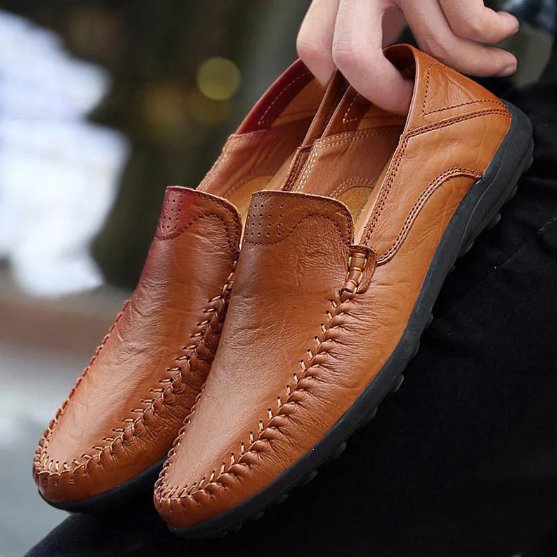 

new Pu Leather Men Casual Shoes Brand 2020 Italian Men Loafers Moccasins Breathable Slip on Black Driving Shoes Men dress shoes