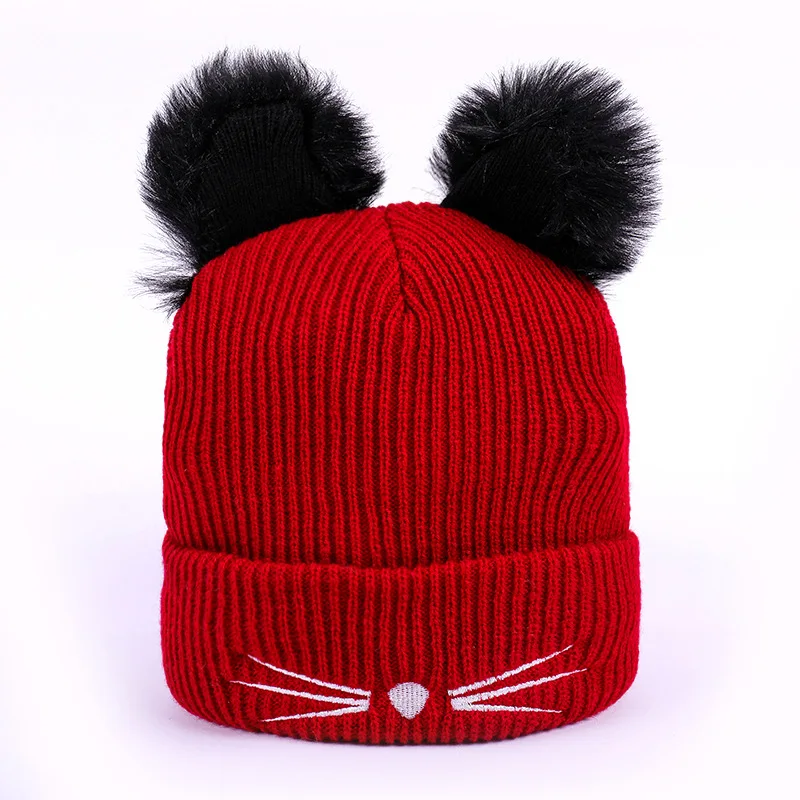 Женская шапка с кошачьими ушками вязаная теплая крючком Зимняя шерстяная Лыжная