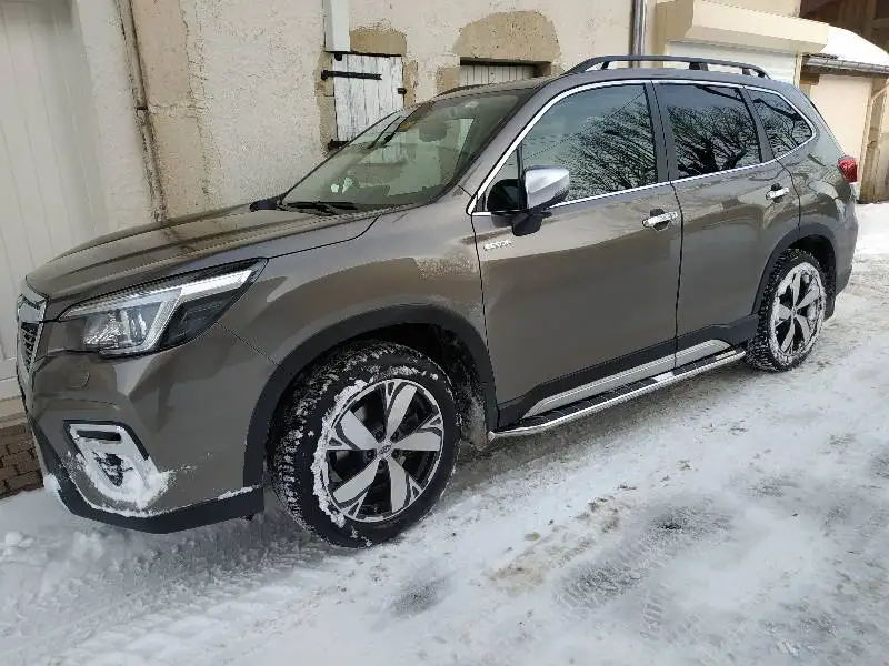 Модельная светодиодная боковая ступенчатая педаль nerf для Subaru Forester изготовленная