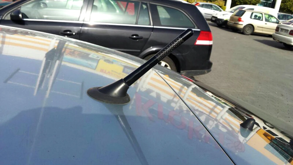 

Delicate Black Fiber Carbon Short Antenna Radio Car Aerial Antenna For Ford Focus Toyota VW Auto Accessories MAZDA 3 5 6 MPV