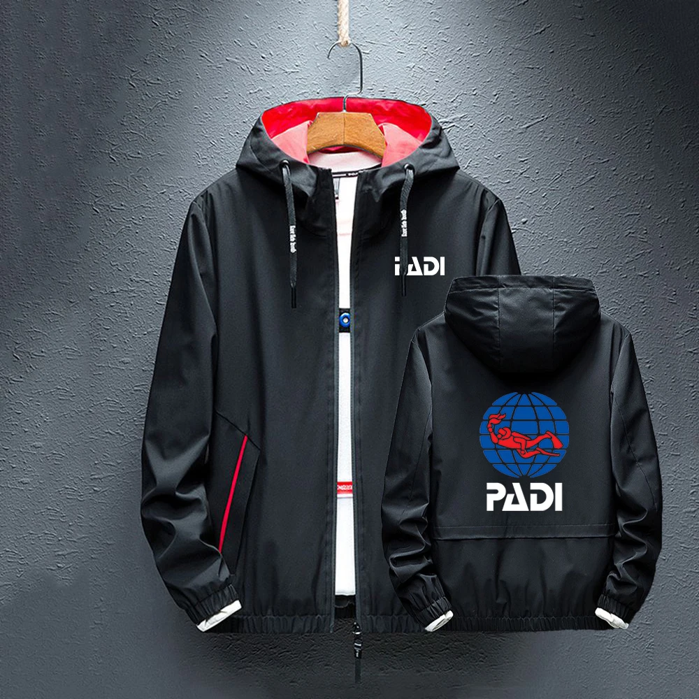 

Hoodies & Sweatshirts