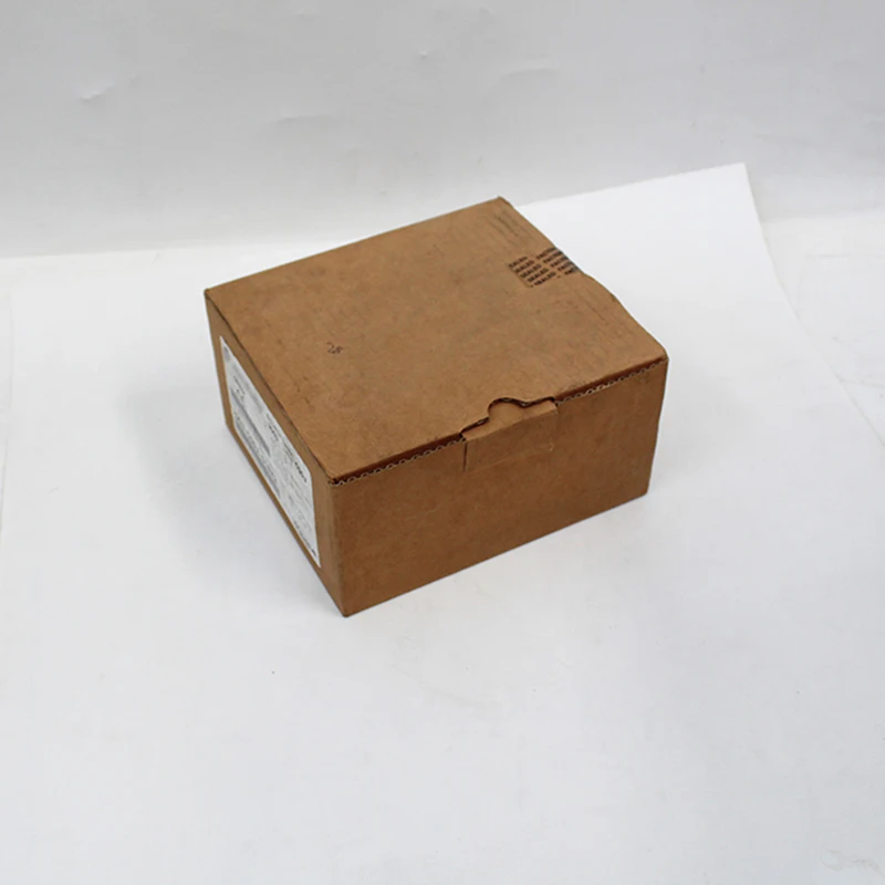 

Новый сервопривод в коробке 2003-CSDJ-01BX2
