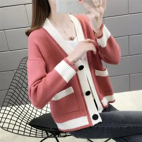 

Knitted jacket sweater women autumn and winter 2021 new slim color matching pocket clothes cardigans