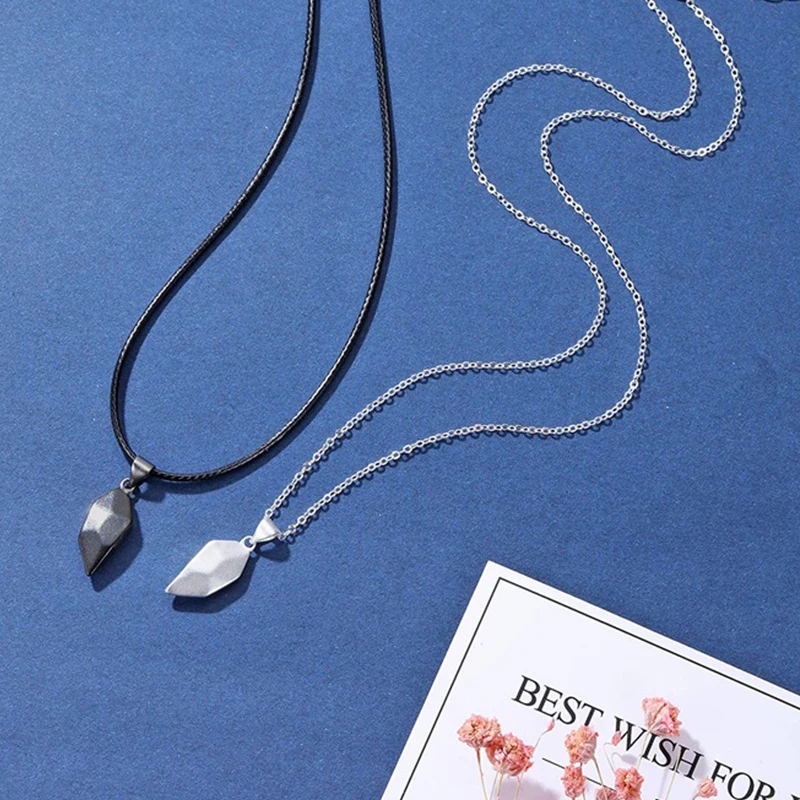 2Pcs Heart Magnetic Couple Necklace for Women Faceted Magnet Pendant Distance Wishing Stone Valentine's Day Gift |